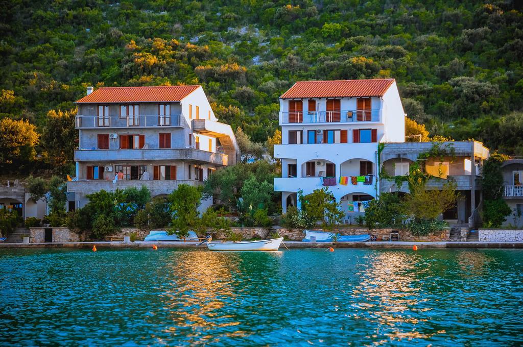 Apartments Adrialuka Dubrava  Eksteriør billede